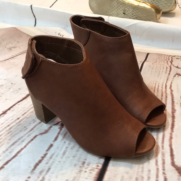 Chinese Laundry Shoes - Open Toe heels